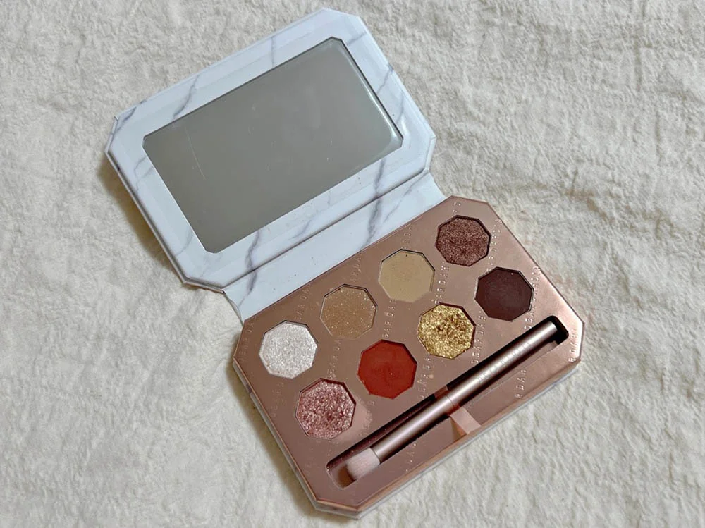 使用したアイシャドウ