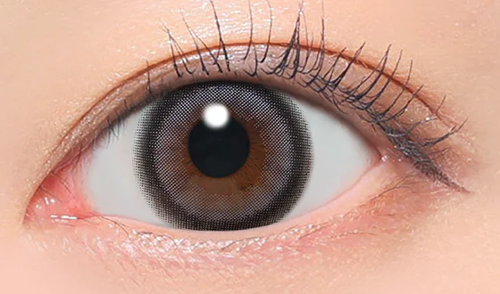 キャンディーマジック ワンデー ミミグレー着用画像