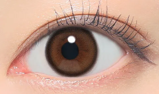 レヴィア ワンデー ベイビーバニラ着用画像