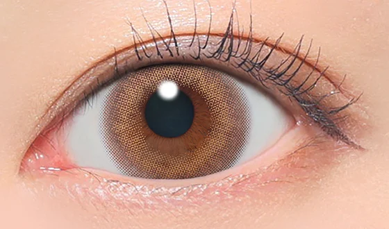 シークレットキャンディーマジック ワンデー ピンクベージュ着用画像